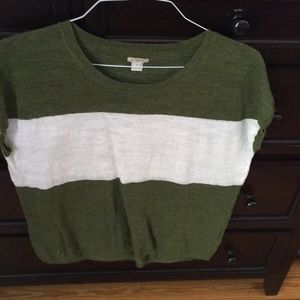 Cap sleeves sweater